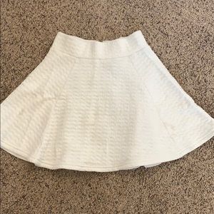 H&M White Skirt with Zipper on Back